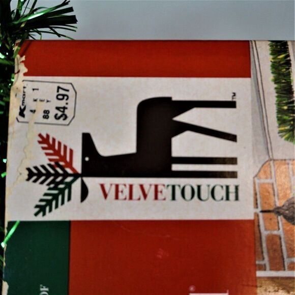 Vintage Home Decor Garland VELVET TOUCH 15ft Green Tinsel Christmas Indoor Outdo - Picture 6 of 9